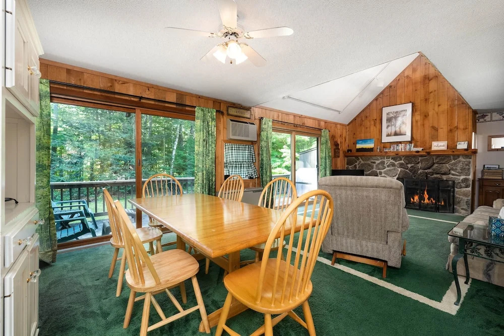 3 Day Covid Buffer! River Access. Near Conway Ge And Storyland. 3 Bedroom Condo