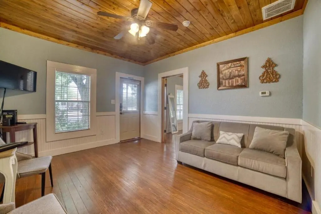 Mill Haus- #435 Sleeps 6