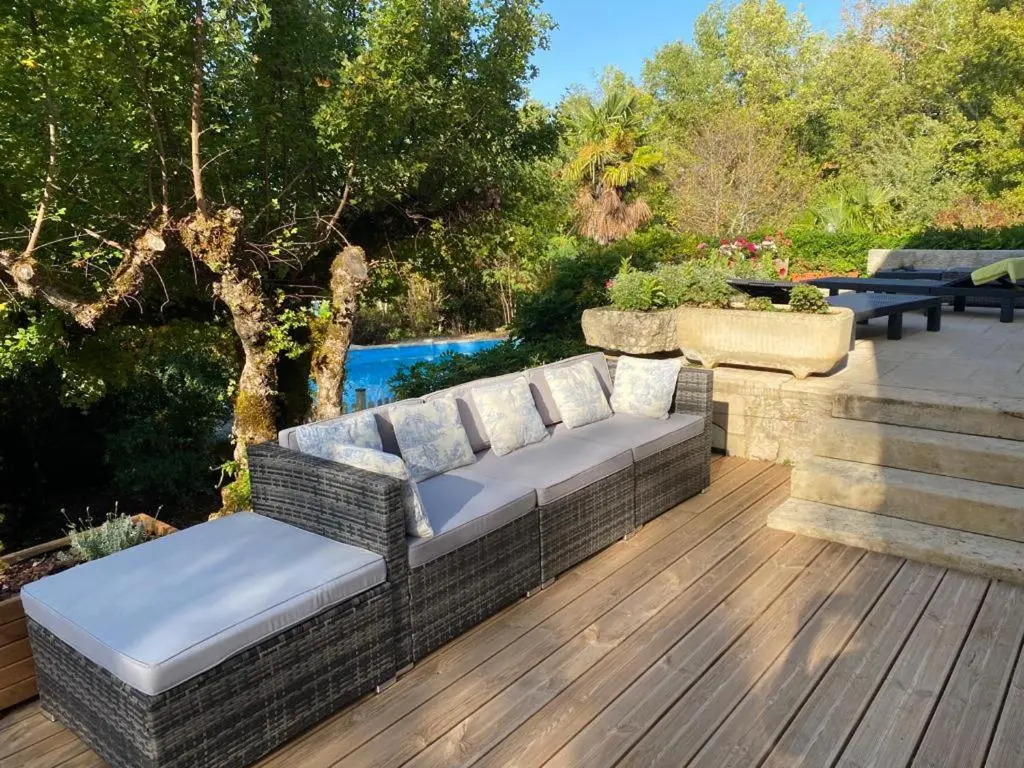Maison de 2 chambres avec piscine privee jardin amenage et wifi a Bruniquel
