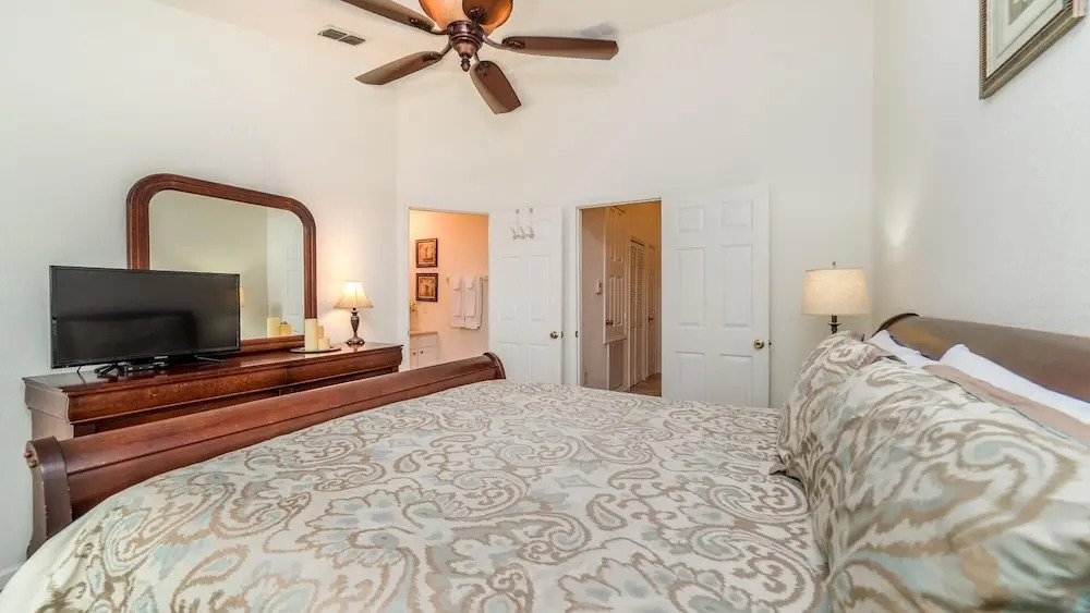 Fitzclarence Villa 7661
