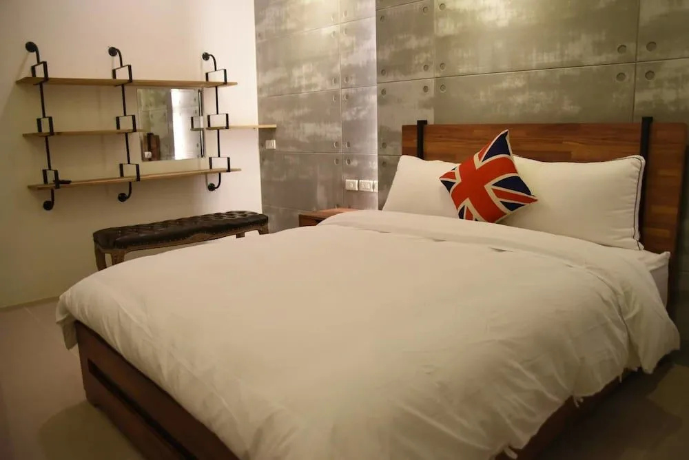 Shu Shen Praise B&B