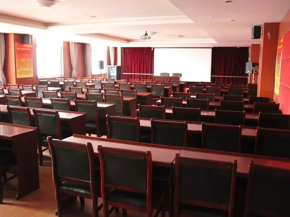 Yihai Pearl Hotel Tianjin