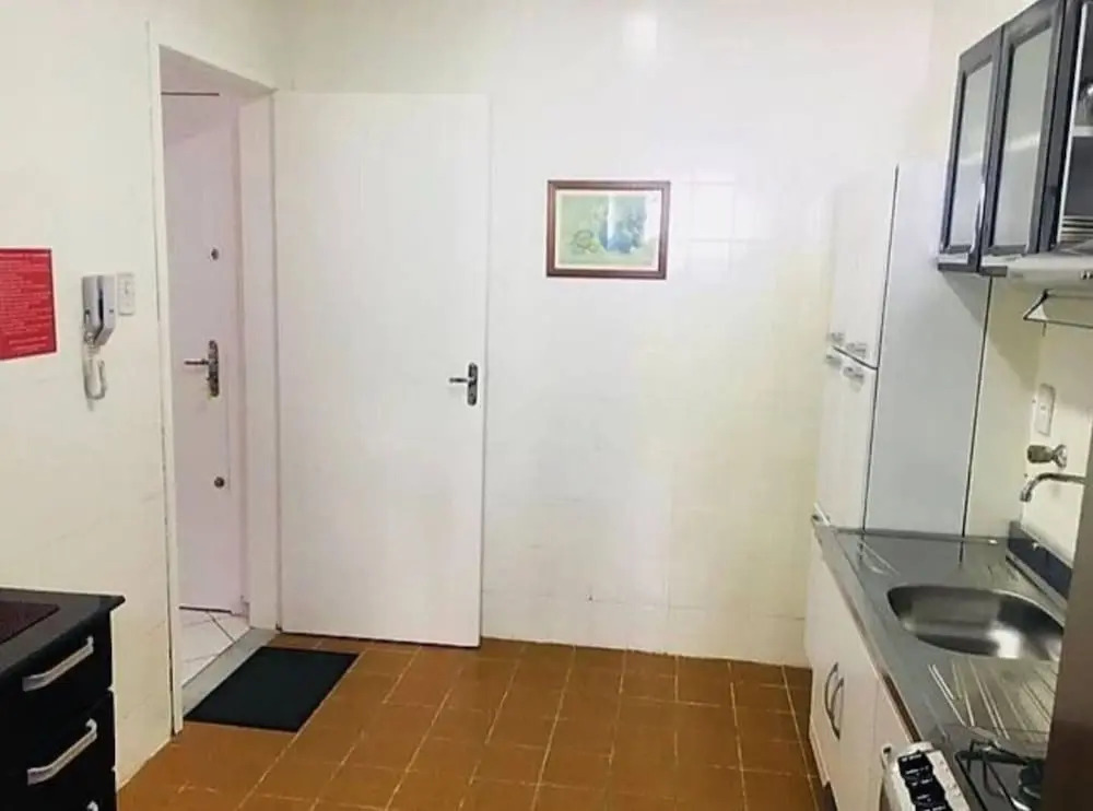 Apto Com Acesso Exclusivo a Praia em BC