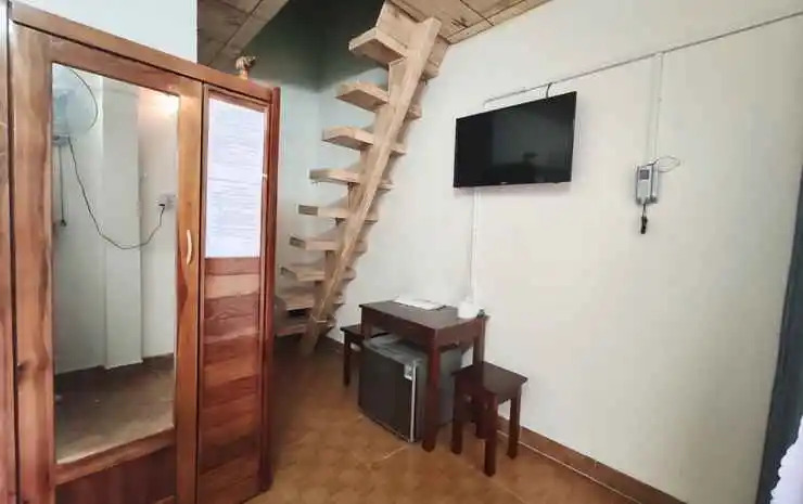 Bach Diep Hotel