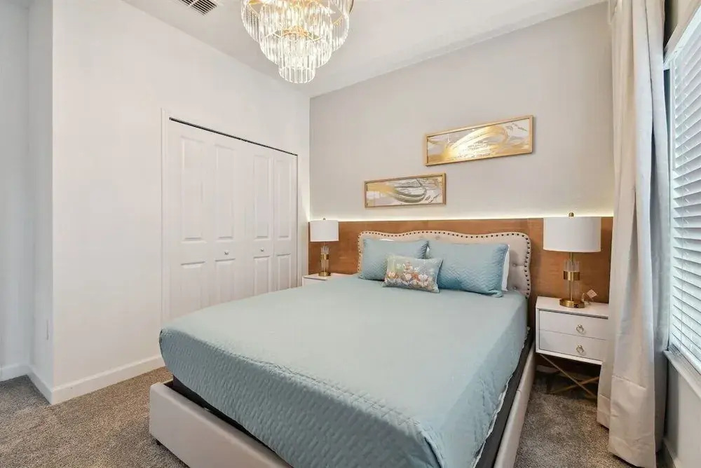 5br/4ba Luxury Home Resort Access