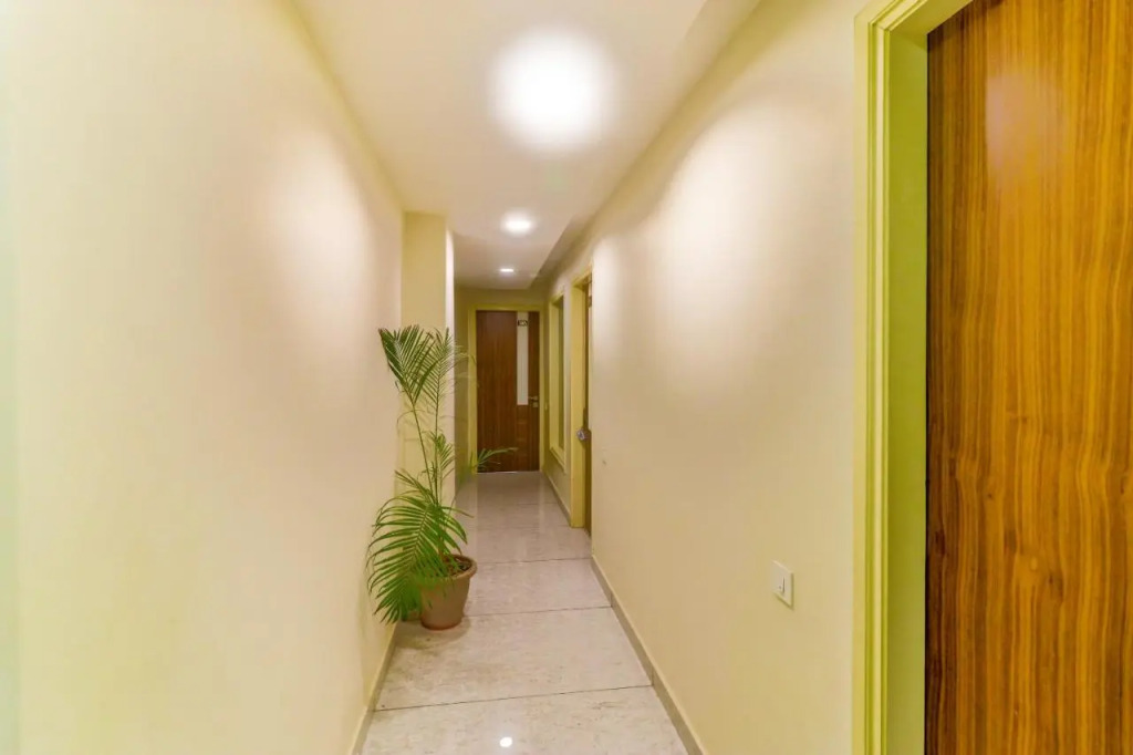 Fabhotel Nido