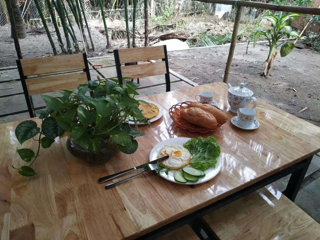 Hoa Dua Homestay