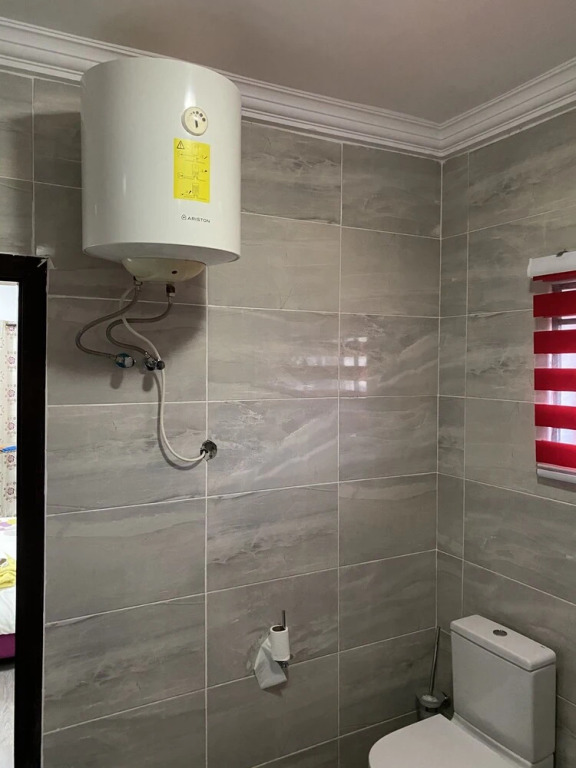 3-bed Apartment, Sleeps 6 With Wi-fi