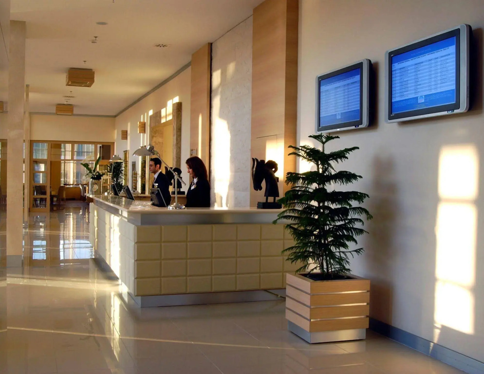WOW Airport Hotel