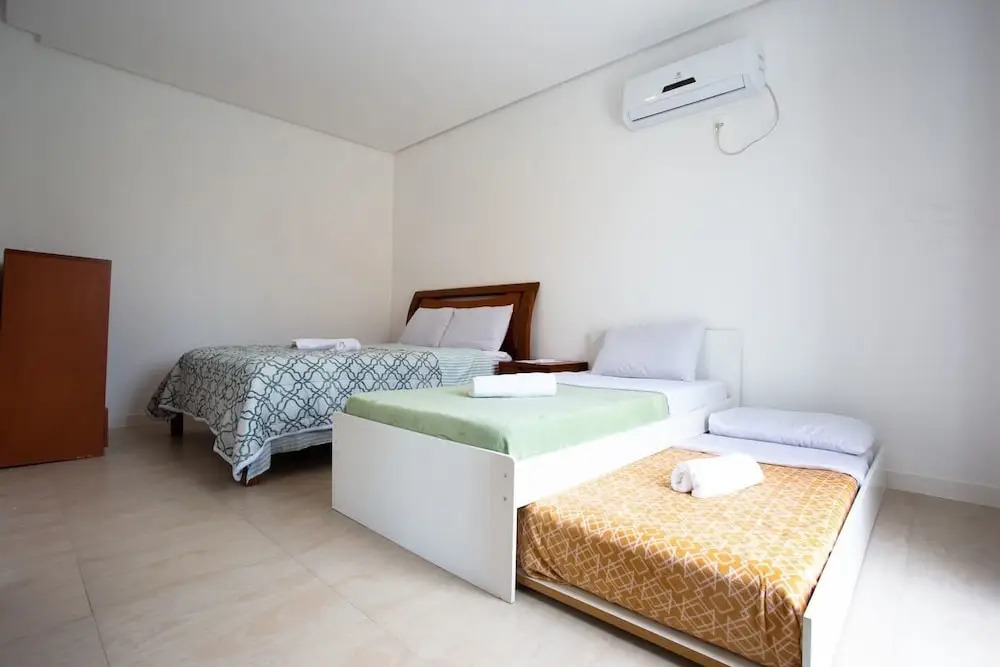 Casa com 3 qts em rua Tranquila no Campeche