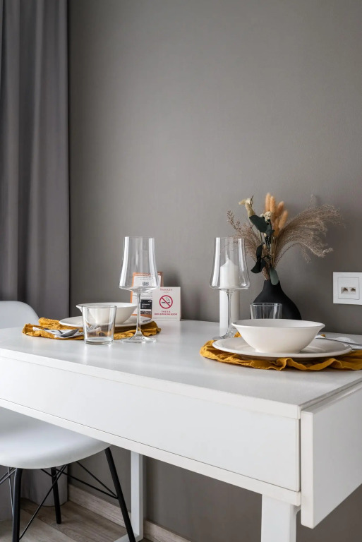 MyHome YourHome (МайХоум ЙоХоум) на улице Салова