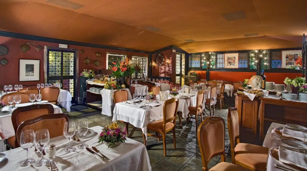 Hotel Montecarlo