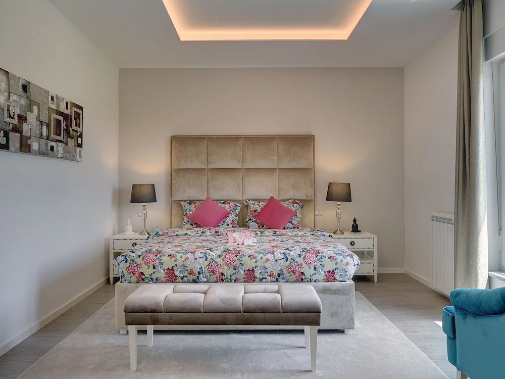 Villa in Premantura with Pool near Beach