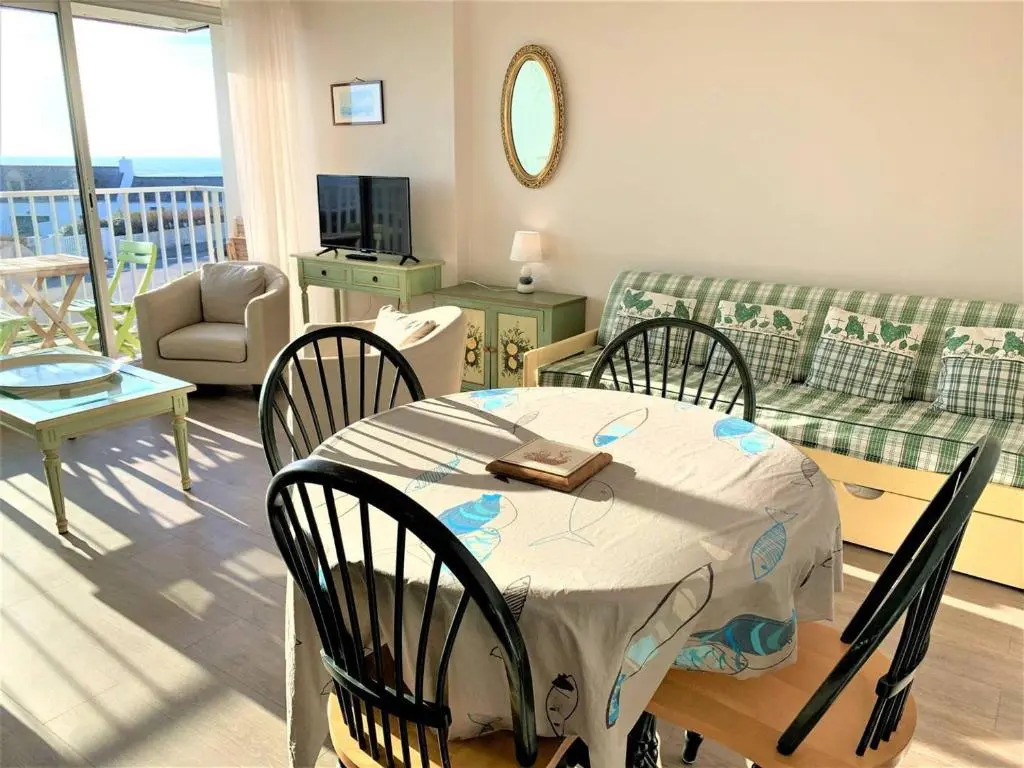 Appartement Quiberon, 1 Pièce, 4 Personnes - Fr-1-478-96