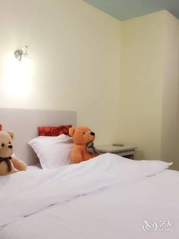 Yangzhou Letu Holiday Hotel