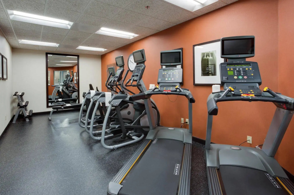 Drury Inn & Suites Charlotte Arrowood