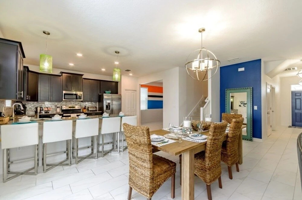 Star Wars & More Large Private Pool Lanai Home! 6 Bedroom Villa