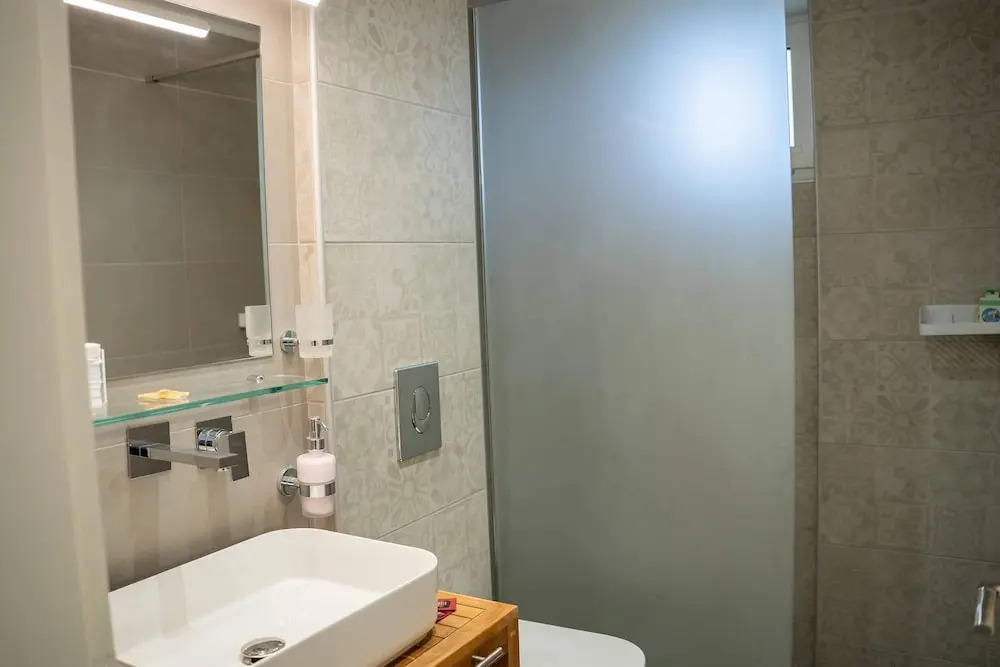 Lambisea 2 bedroom apartment