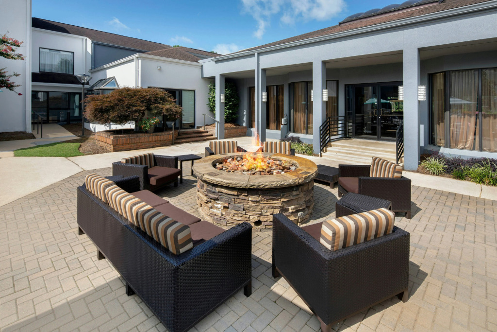 Courtyard by Marriott Atlanta Windy Hill/Ballpark
