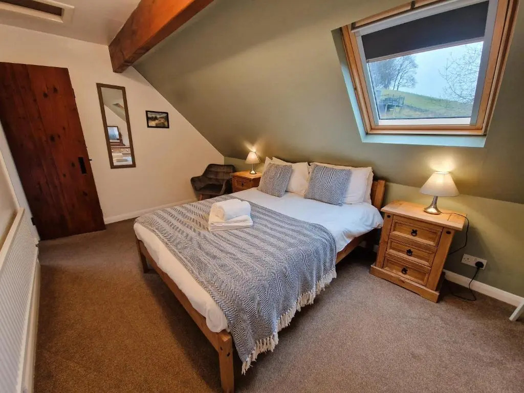 Twitchill Farm Cottages, Indoor Heated Pool, Peak District