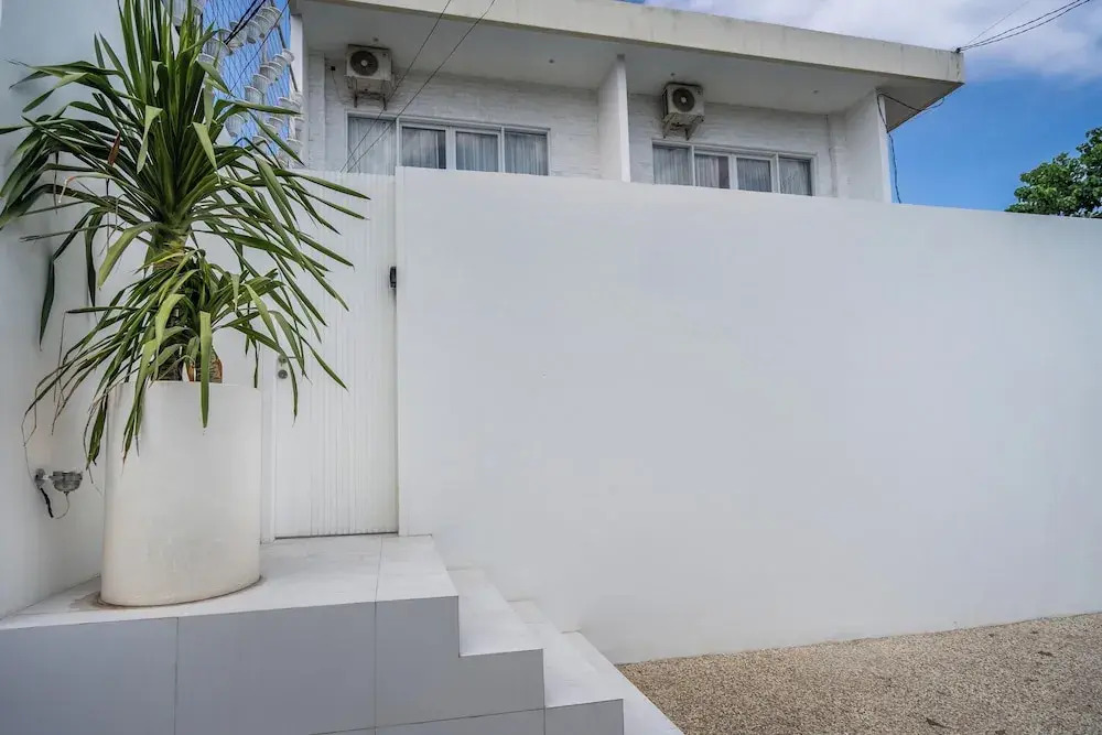 Dreamland Villa with Pool 3 min to Beach