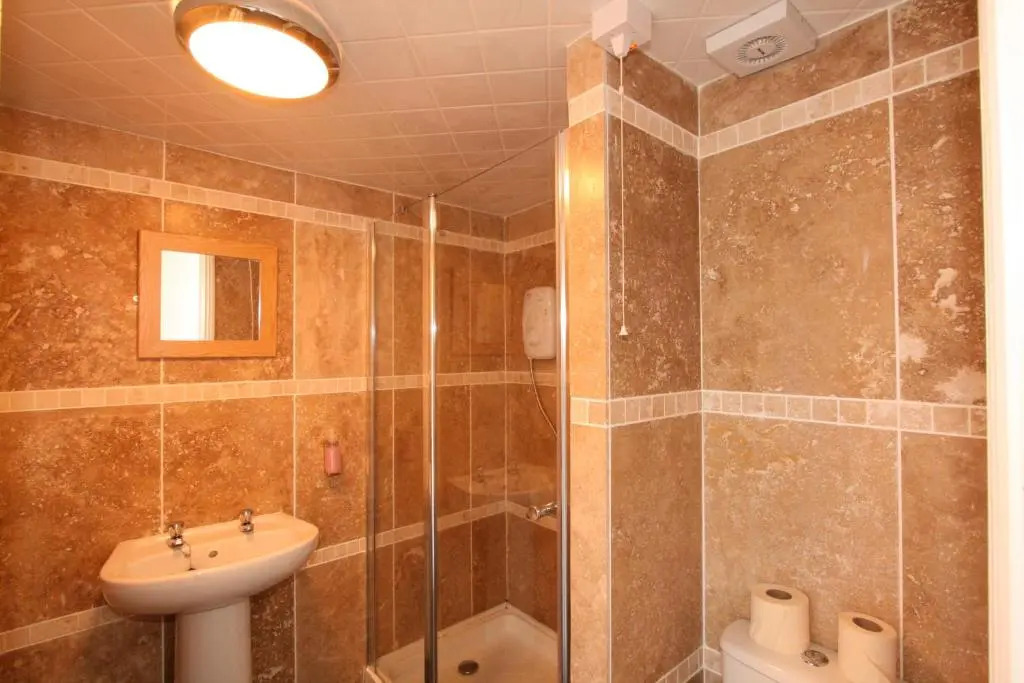 Central Studios Gloucester Road by RoomsBooked
