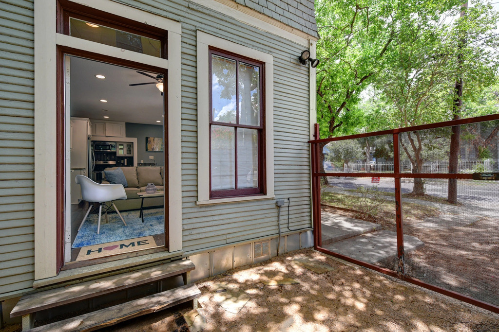 Cozy Downtown Historic House - Casa Verde