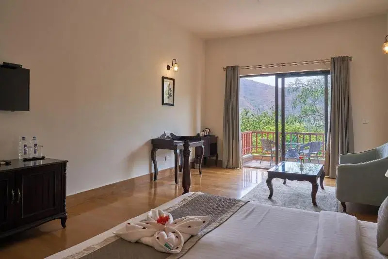 The Hunting Lodge - Luxury Resort in Udaipur