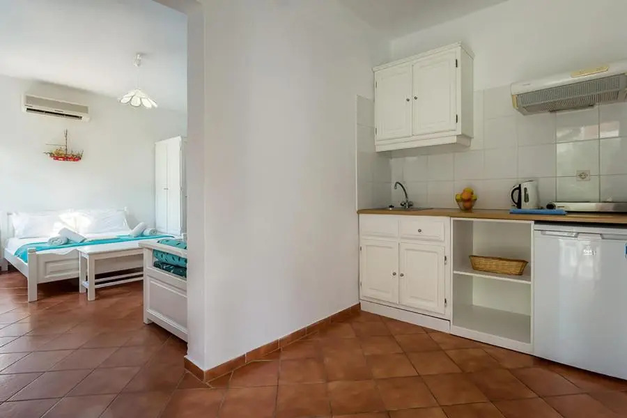 Limnonari Garden room