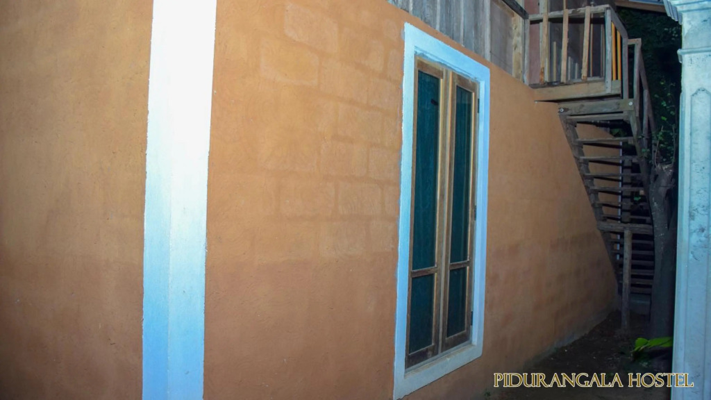 Pidurangala Hostel