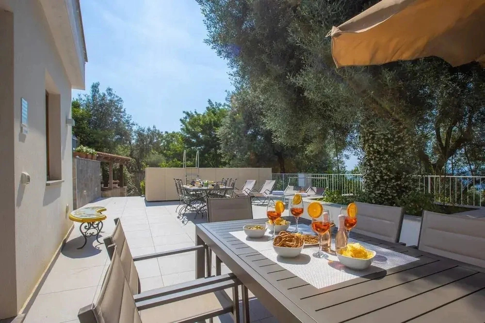 Sorrento Villa With Pool And Amazing Views
