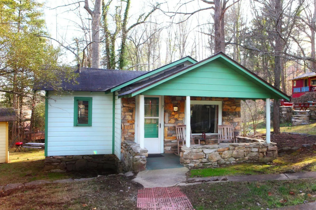 The Pines Cottages