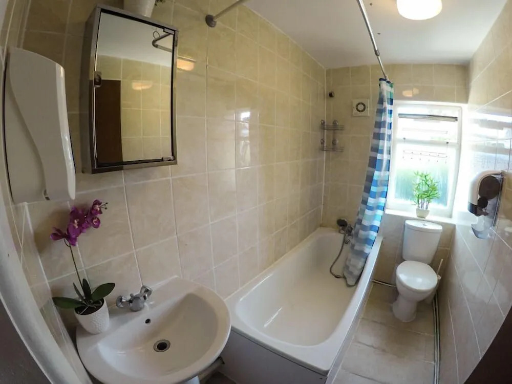 Donnington Bridge Road Rooms