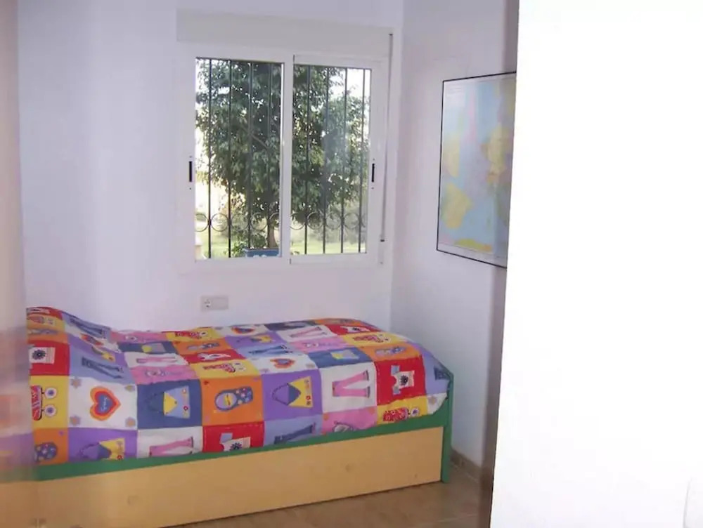 House With 4 Bedrooms in Orihuela, With Pool Access and Enclosed Garde