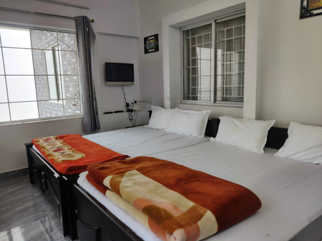 Guru Vela Homestay