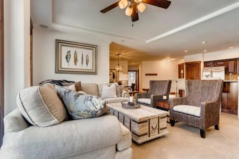 Breckenridge Crystal Peak Lodge 3 Bedroom Condo, 5-Star Ski-in Ski-out Location!