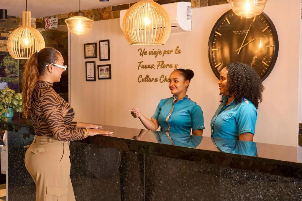 Kamaleb Farallones Hotel