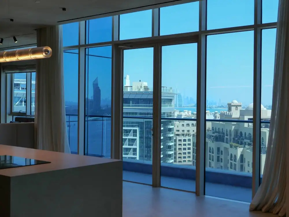 High End 4BR Penthouse With Private Pool and Skyline Views