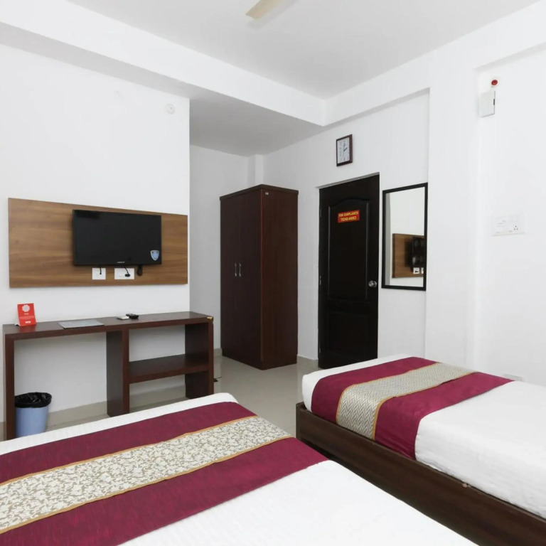 Hotel O The Mangrove Wood Residency