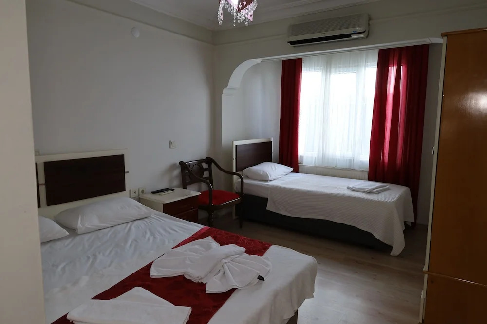 Demir Otel & Restaurant