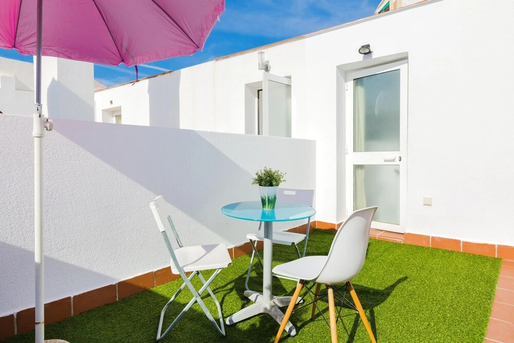Studio in Málaga, With Wonderful City View, Furnished Terrace and Wifi