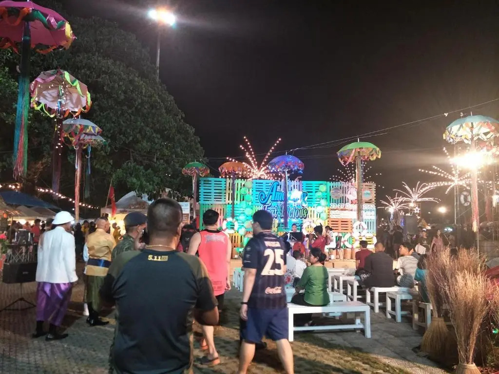 Tuk Tuk Trat Hostel