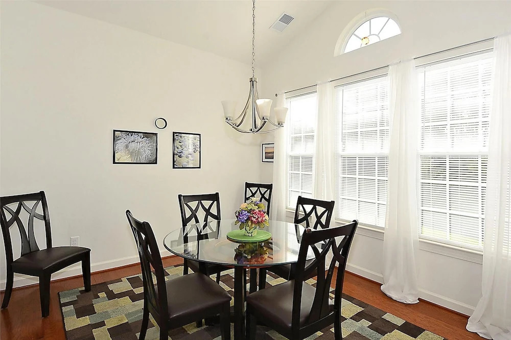 Harts Landing 34114 Caitlins Corner by Long & Foster