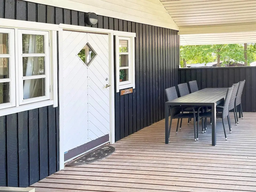 6 person holiday home in Glesborg-By Traum