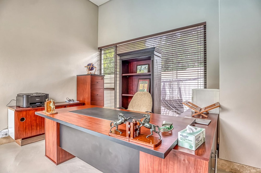 Executive 4-Bedroom Home