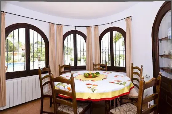 Apartment with mountain view, near the beach in Benissa