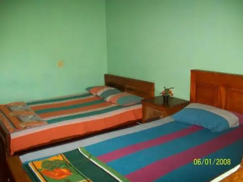 A & D Holiday Inn
