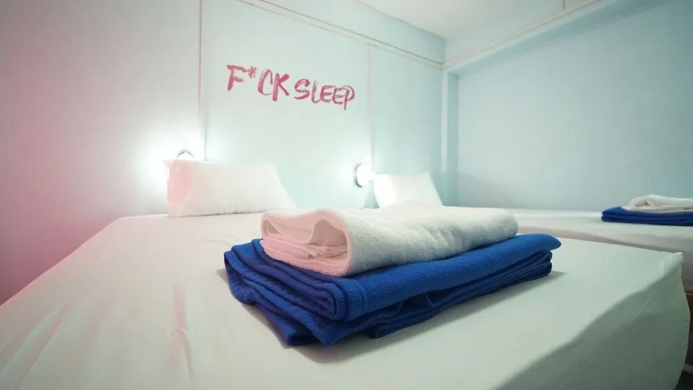 Slumber Pool Party Khao San