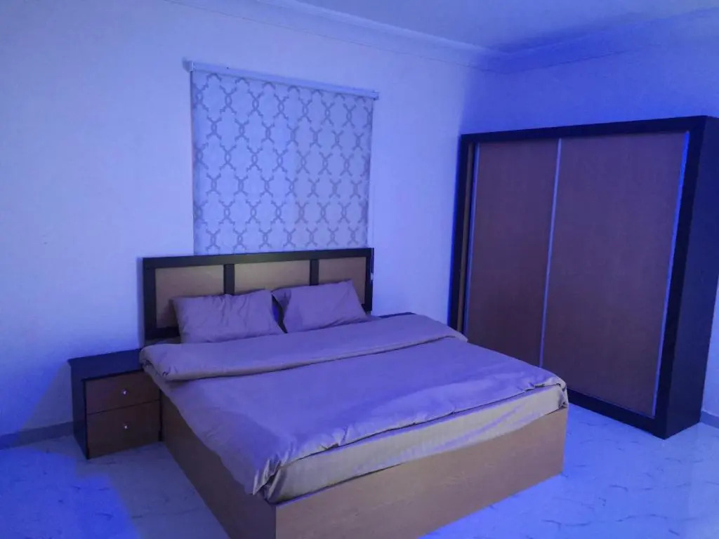 Al Shadi Apartment Private Tourism