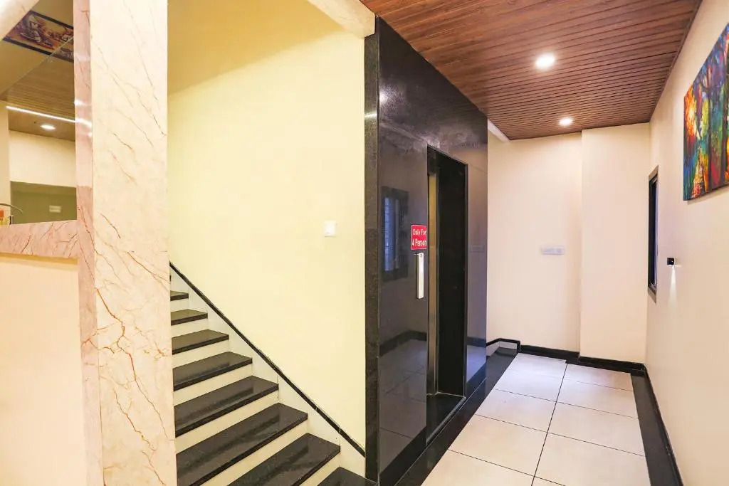 FabHotel Balaji Paradise - ALLEN Career Institute